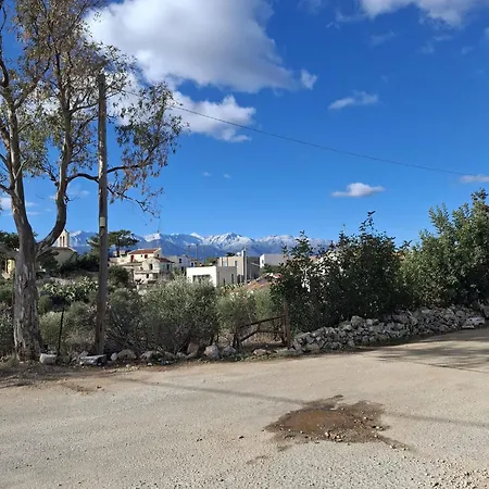 Breathtaking Sea And Mountain Views *